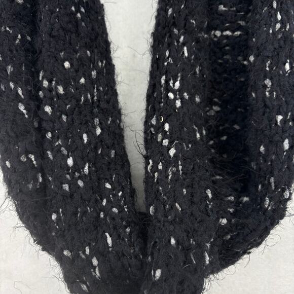 Cuddl Duds Infinity Scarf Black Gray Women's One Size Sweater Kni - Picture 6 of 8
